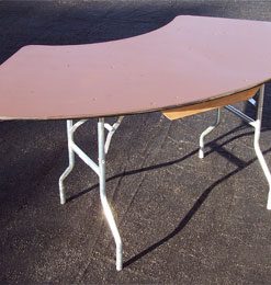 6' Serpentine Tables